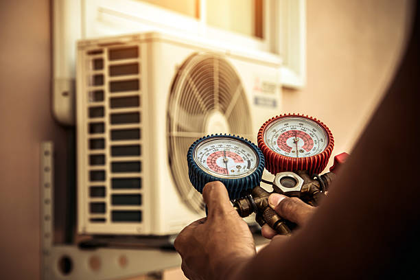 Professional Ac Installation technician working in Yorkville, NY